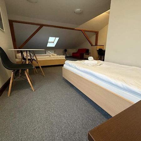 זמברוב Magiczna Farma Hotel Obiady Maka I Magia מראה חיצוני תמונה