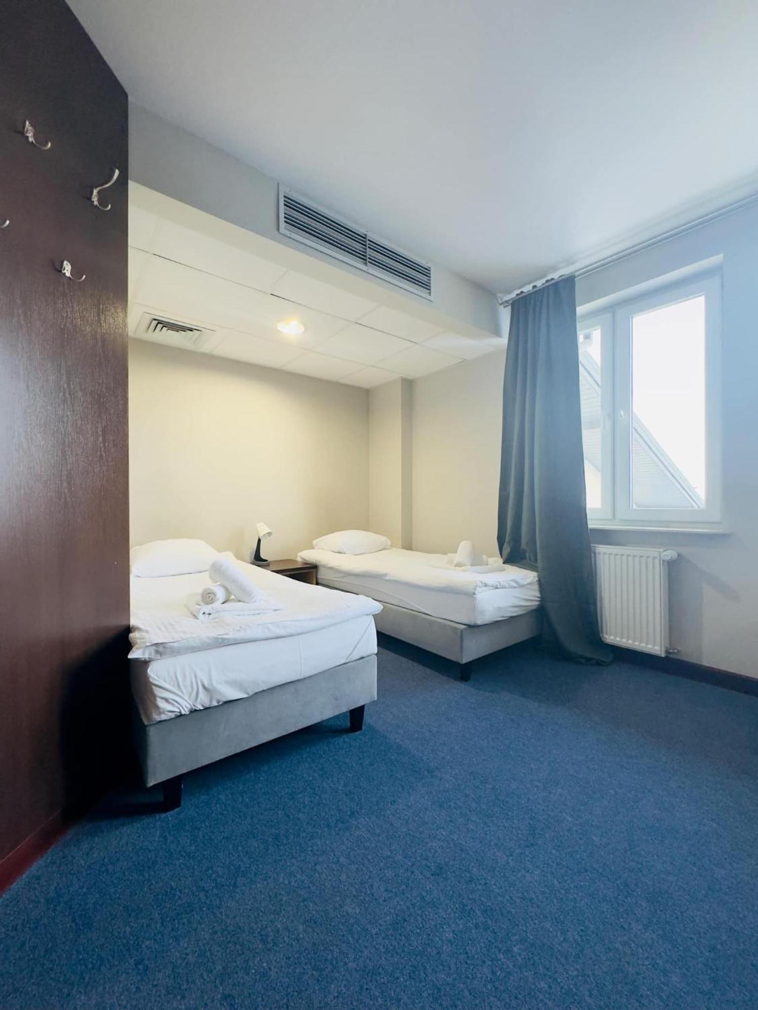 זמברוב Magiczna Farma Hotel Obiady Maka I Magia מראה חיצוני תמונה